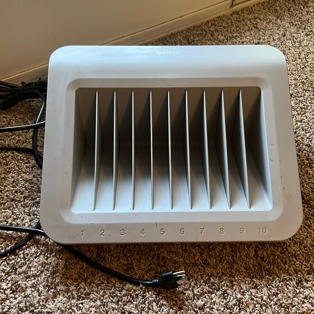 Belkin Charging Station for laptops